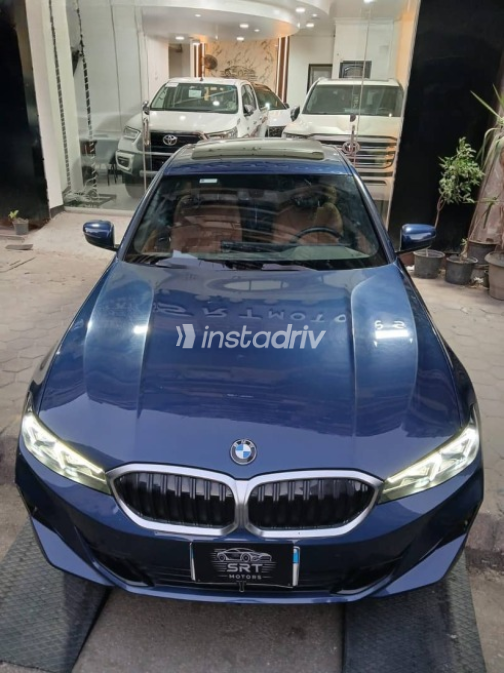 BMW 320 2024 Dark Blue Automatic Used for Sale in Mohandessin - 5