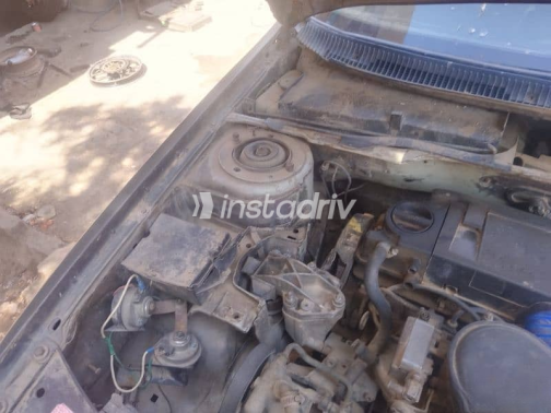 Peugeot 405 1992 Silver Manual Used for Sale in Giza - 4