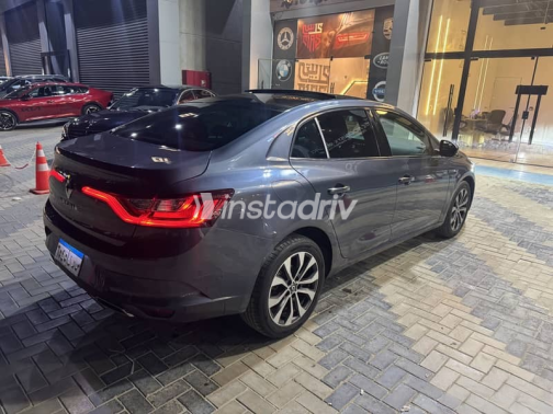 Renault Megane 2022 Gray Automatic Used for Sale in Madinaty - 4