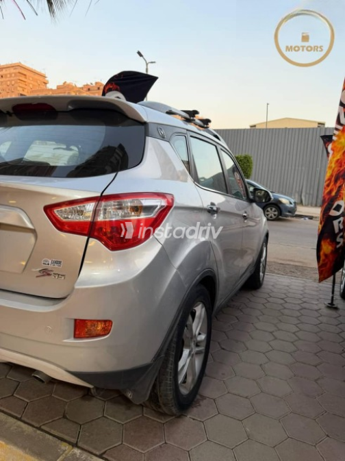 Changan CS 35 2016 Silver Automatic Used for Sale in Nasr city - 5
