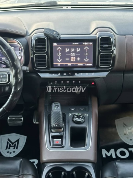 Citroën C5 Aircross 2020 Silver Automatic Used for Sale in Nasr city - 4