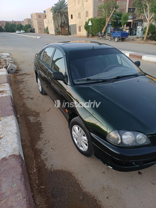 Toyota Corona 1998 Green Manual Used for Sale in Kharga - 2