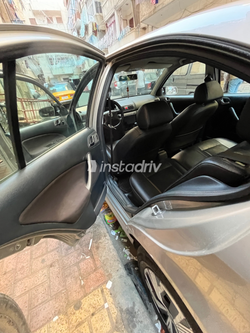 Skoda Octavia A4 2009 Silver Manual Used for Sale in Alexandria - 4