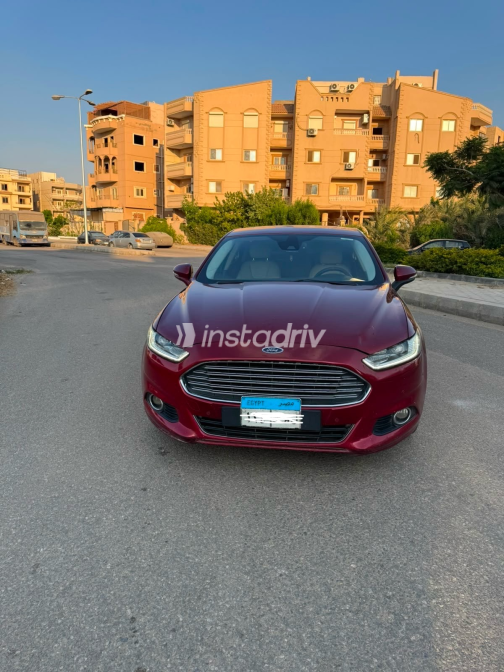 Ford Fusion 2016 White Automatic Used for Sale in Cairo - 2