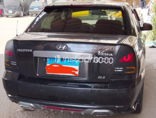 Hyundai Verna 2019 Black Manual Used for Sale in Alexandria - 4