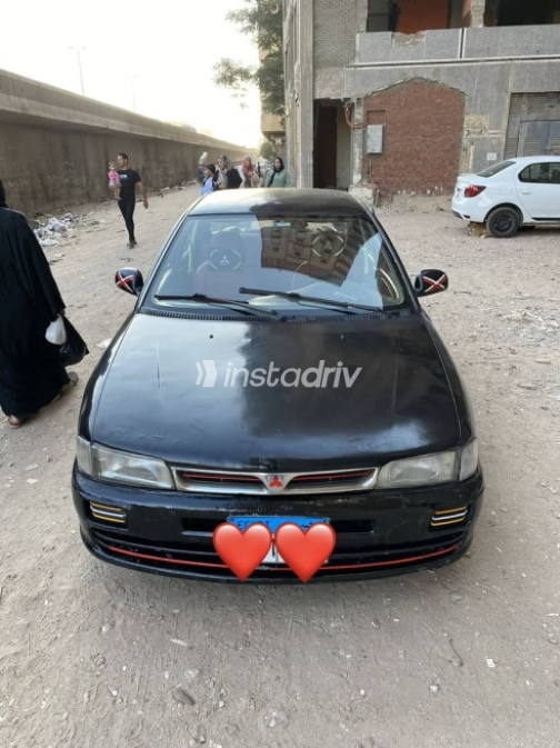 Mitsubishi Lancer 1992 Black Manual Used for Sale in Cairo - 3