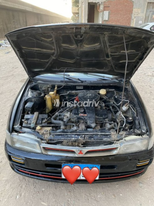 Mitsubishi Lancer 1992 Black Manual Used for Sale in Cairo - 6