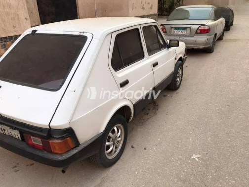 فيات 127 1982 أبيض يدوي مستعملة للبيع في مدينة بدر - 4