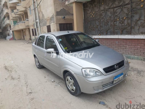 Opel Corsa 2005 Silver Manual Used for Sale in Cairo - 3