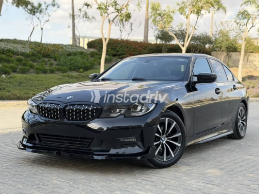 BMW 320 2020 Black Automatic Used for Sale in Cairo - 1