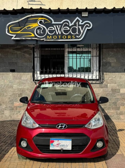 Hyundai I10 2016 Burgundy Automatic Used for Sale in Damietta - 2