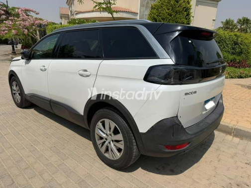 Peugeot 5008 2021 White Automatic Used for Sale in Cairo - 3