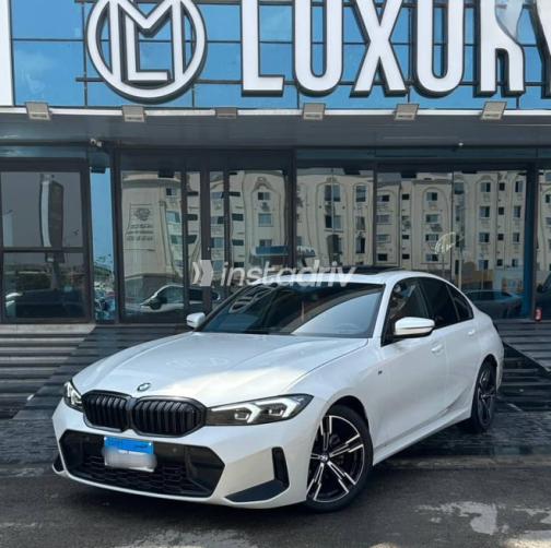 BMW 320 2026 White Automatic Used for Sale in Heliopolis - 2