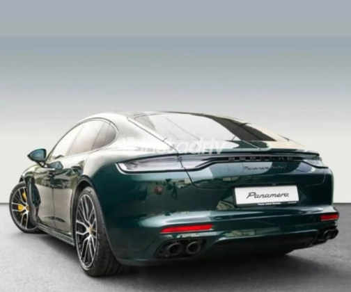 Porsche Panamera 2023 Green Automatic Used for Sale in Cairo - 4