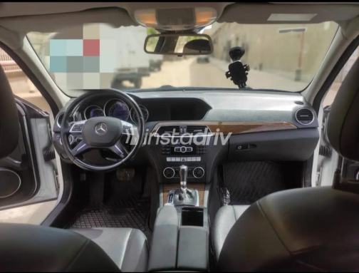 Mercedes C 180 2013 Silver Automatic Used for Sale in Sheraton - 6