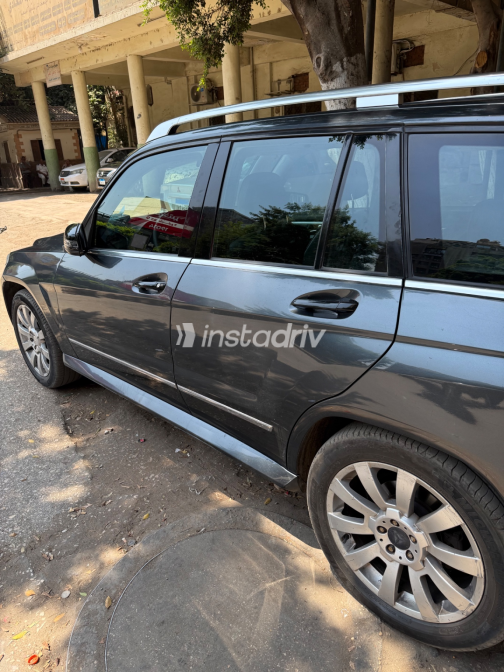Mercedes CLK 2010 Gray Automatic Used for Sale in Maadi - 3