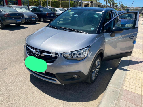 Opel Crossland 2020 Gray Automatic Used for Sale in Alexandria - 2