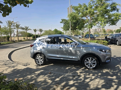 MG ZS 2023 Silver Automatic Used for Sale in Cairo - 2