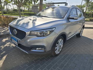 MG ZS 2023 Silver Automatic Used for Sale in Cairo