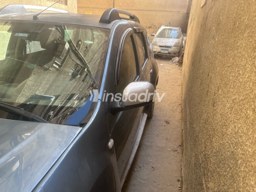 Renault Duster 2012 Blue Manual Used for Sale in Maadi - 3