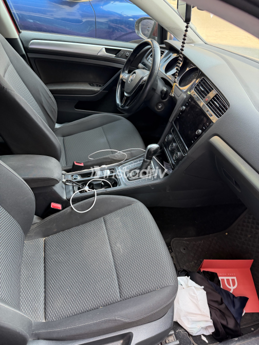 Volkswagen Golf 2019 White Automatic Used for Sale in Heliopolis - 1