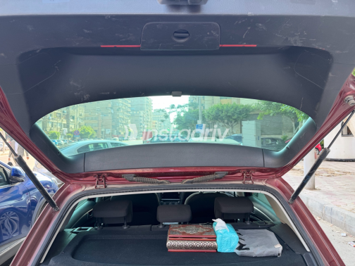 Volkswagen Golf 2019 White Automatic Used for Sale in Heliopolis - 3