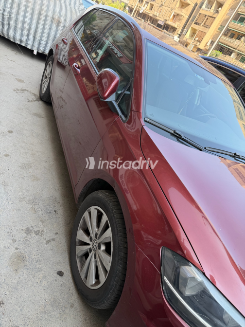 Volkswagen Golf 2019 White Automatic Used for Sale in Heliopolis - 5