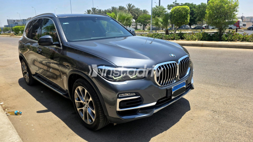 BMW X5 2021 Gray Automatic Used for Sale in Giza - 4