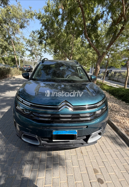 سيتروين C5 اير كروس 2020 أخضر أوتوماتيك مستعملة للبيع في الجيزة - 1