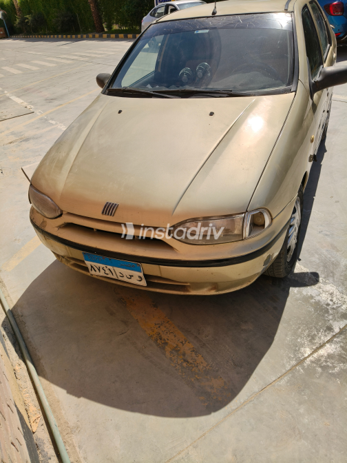 فيات سينا 2001 ذهبي يدوي مستعملة للبيع في القاهرة الكبرى ( القاهرة - الجيزة) - 1