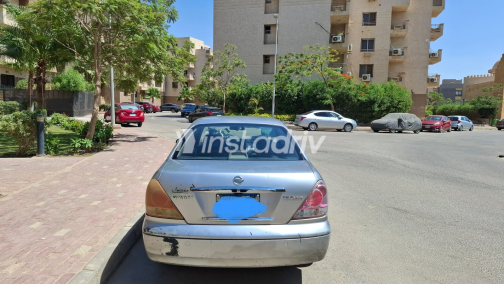 نيسان صنى 2012 فضي أوتوماتيك مستعملة للبيع في الجيزة - 2
