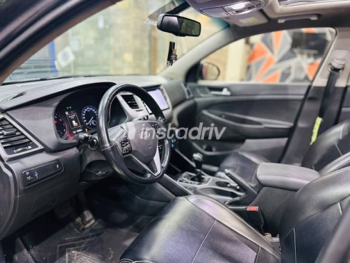 Hyundai Tucson 2017 Gray Automatic Used for Sale in Giza - 4