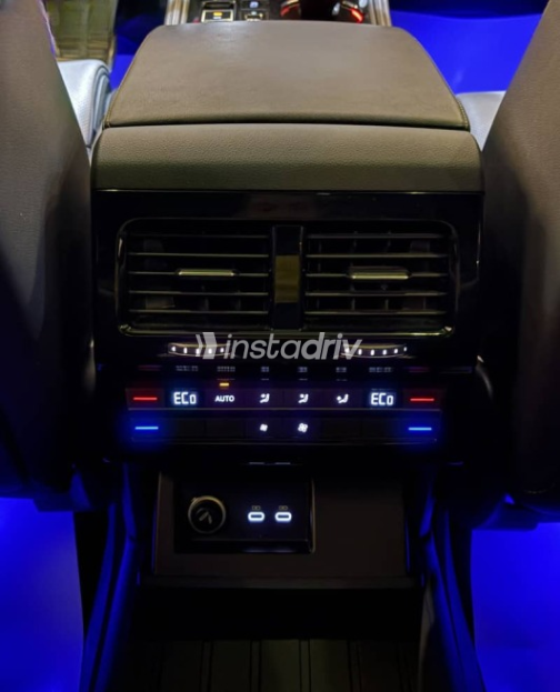 Volkswagen Touareg 2024 Black Automatic Used for Sale in Mohandessin - 7