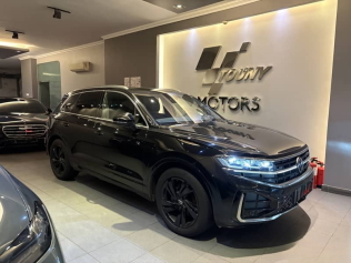 Volkswagen Touareg 2024 Black Automatic Used for Sale in Mohandessin