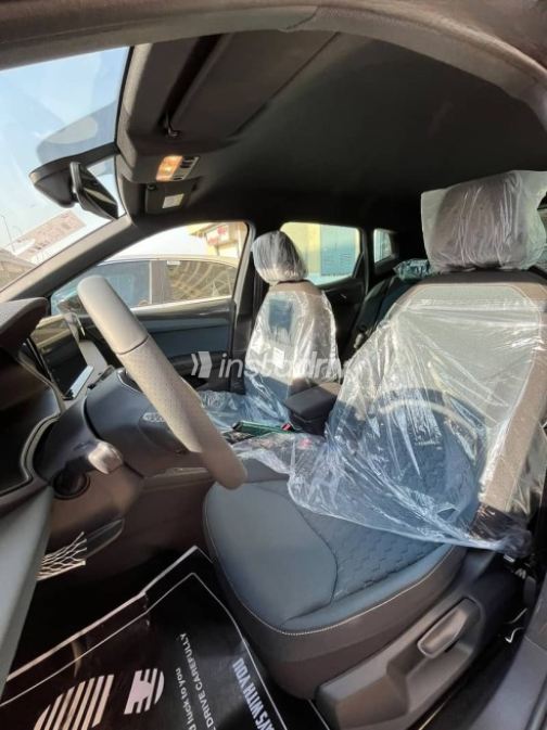 Seat Arona 2027 Gray Automatic New for Sale in Cairo - 4
