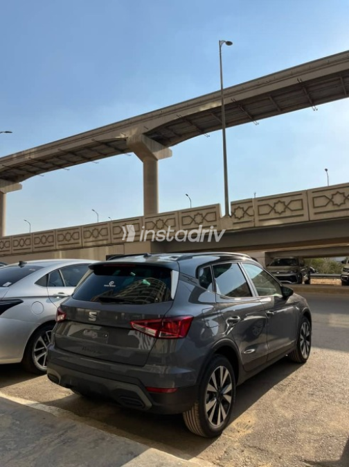 Seat Arona 2027 Gray Automatic New for Sale in Cairo - 8