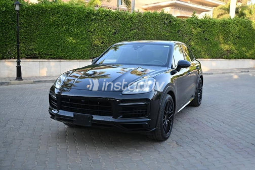 Porsche Cayenne 2022 Black Automatic Used for Sale in Cairo - 3