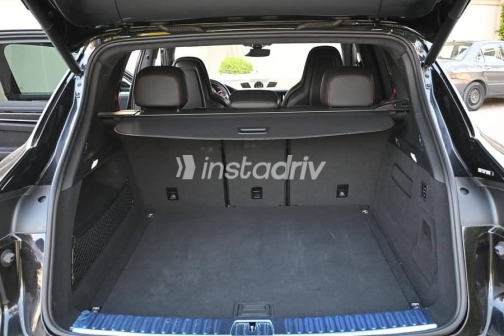 Porsche Cayenne 2022 Black Automatic Used for Sale in Cairo - 9