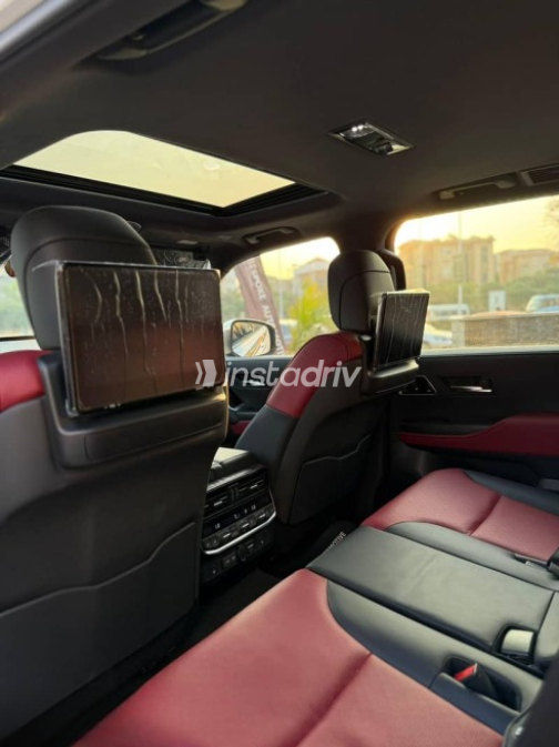 Toyota Land Cruiser 2026 White Automatic New for Sale in Cairo - 7