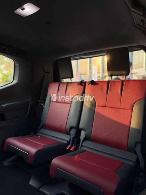Toyota Land Cruiser 2026 White Automatic New for Sale in Cairo - 10