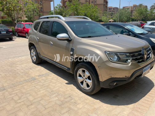 Renault Duster 2019 Gold Automatic Used for Sale in Giza - 3