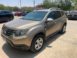 Renault Duster 2019 Gold Automatic Used for Sale in Giza