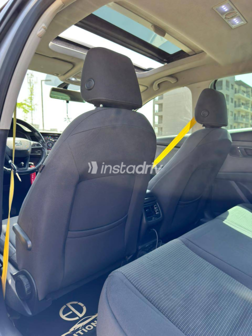 Seat Leon 2019 Silver Automatic Used for Sale in Sheraton - 3
