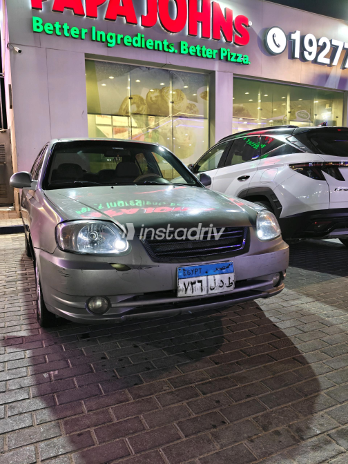 Hyundai Verna 2016 Champagne Manual Used for Sale in Giza - 10