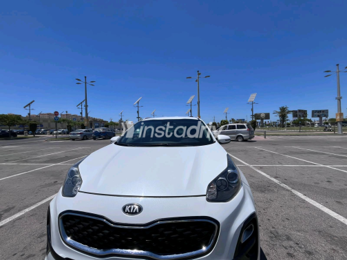 Kia Sportage 2019 White Automatic Used for Sale in Alexandria - 3