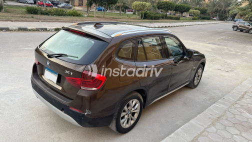 BMW X1 2012 Brown Automatic Used for Sale in Cairo - 4