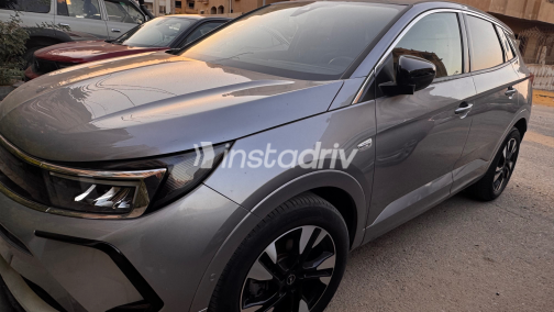 Opel Grandland 2024 Silver Automatic Used for Sale in Cairo - 5