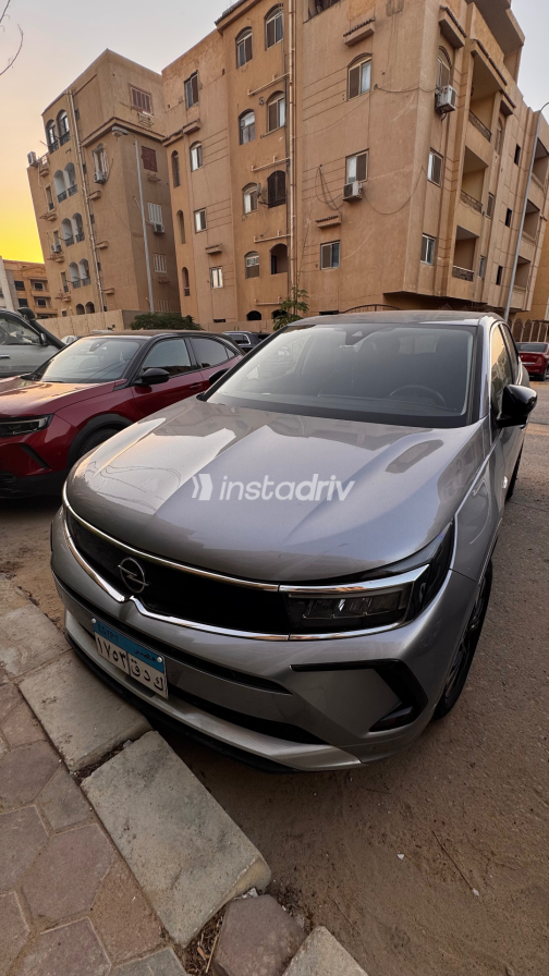 Opel Grandland 2024 Silver Automatic Used for Sale in Cairo - 8