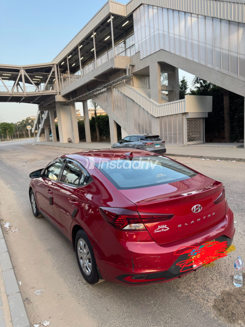 Hyundai Elantra AD 2020 White Automatic Used for Sale in Giza - 5