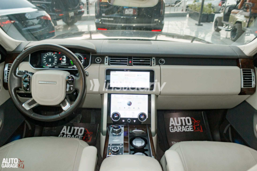 Land Rover Range Rover 2021 White Automatic Used for Sale in Cairo - 1